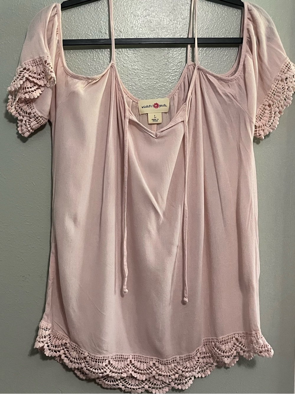 Wishful Park Blush Pink Cold-Shoulder Lace-Trim Camisole.  C16